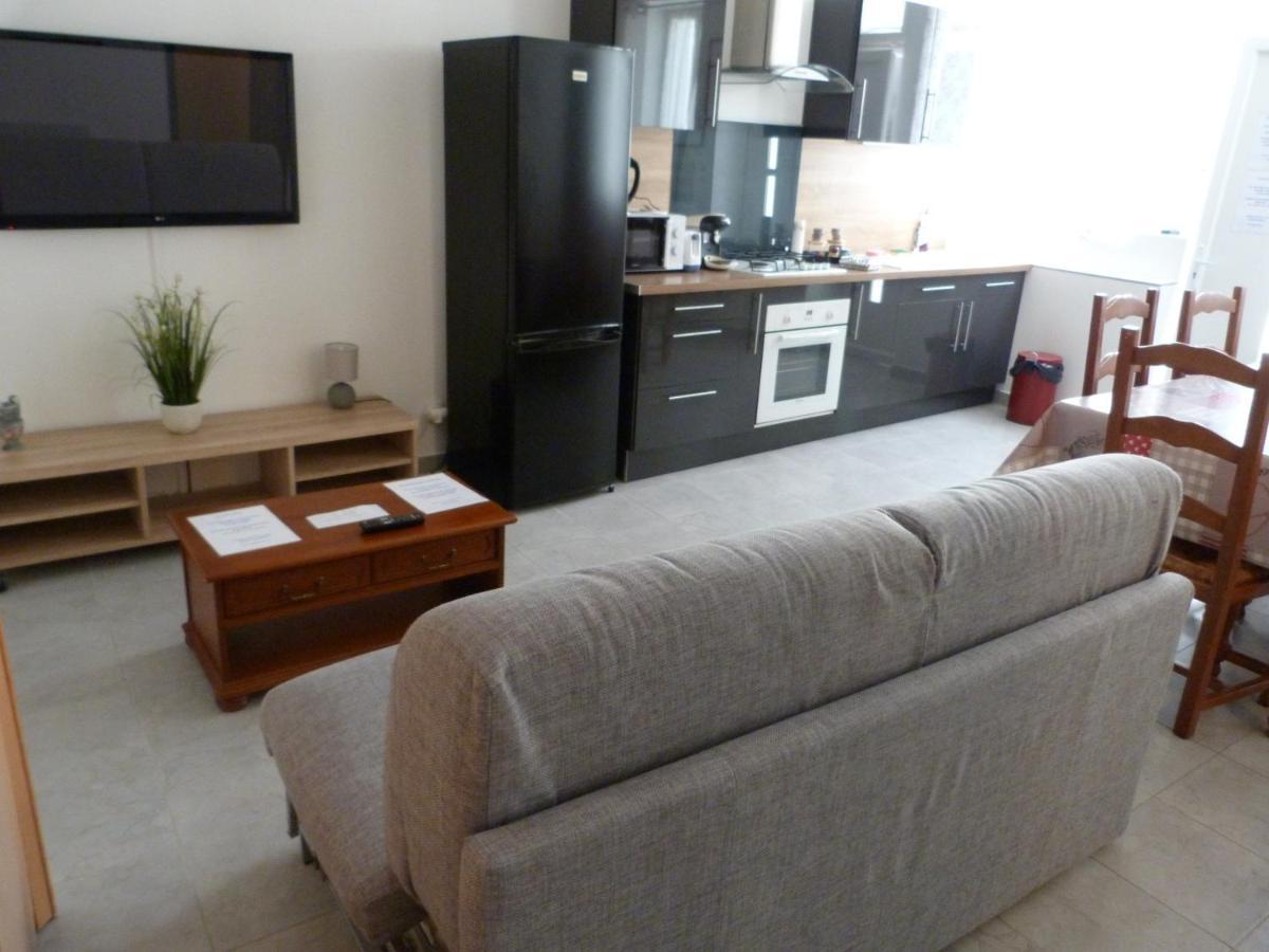Appartement T.2 - Parking -Gratuit Vierzon Exteriér fotografie